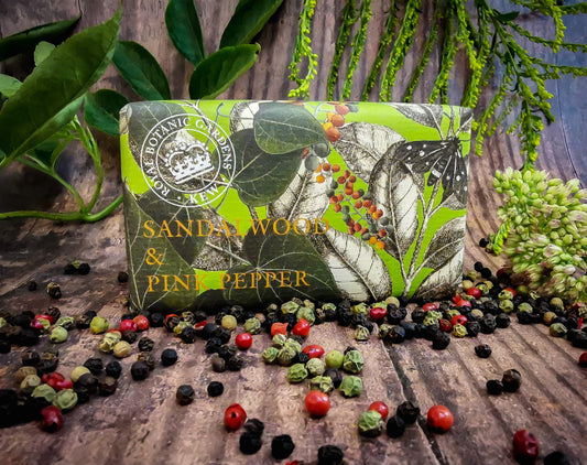 The English Soap Company Kew Gardens Sandalwood & Pink Pepper Soap Bar 240g