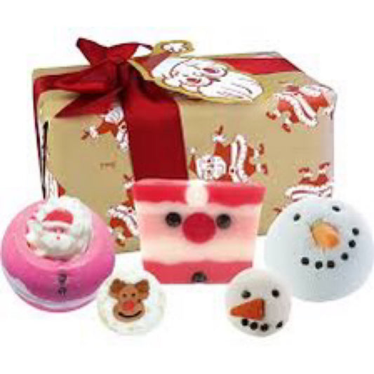 Bomb Cosmetics Claus for Celebration gift pack